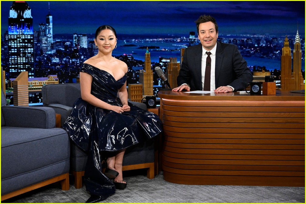 lana condor dishes on how she first got fiance anthony de la torre phone number 06