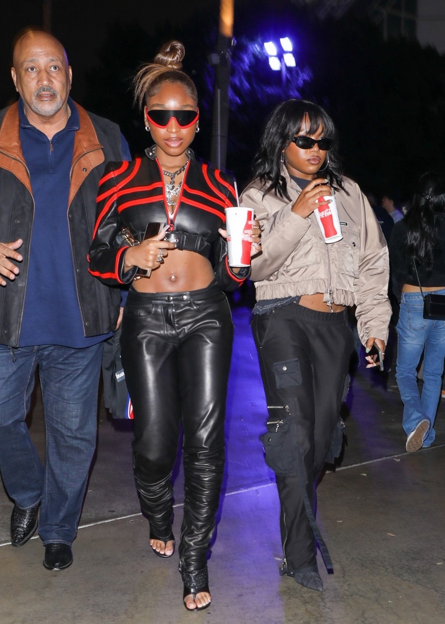 normani ryan destiny la clippers game outing 01