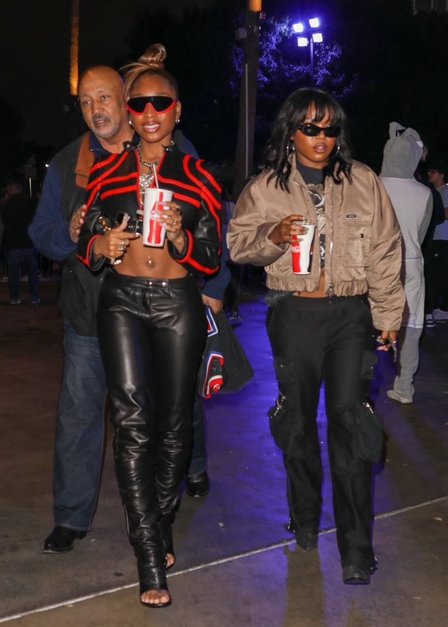 normani ryan destiny la clippers game outing 04