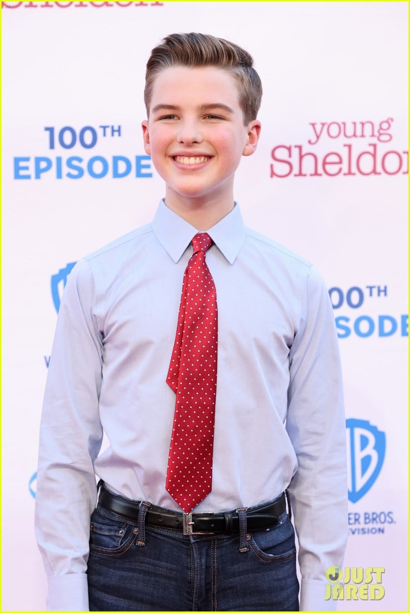 iain armitage and young sheldon cast celebrate upcoming 100th episode 20