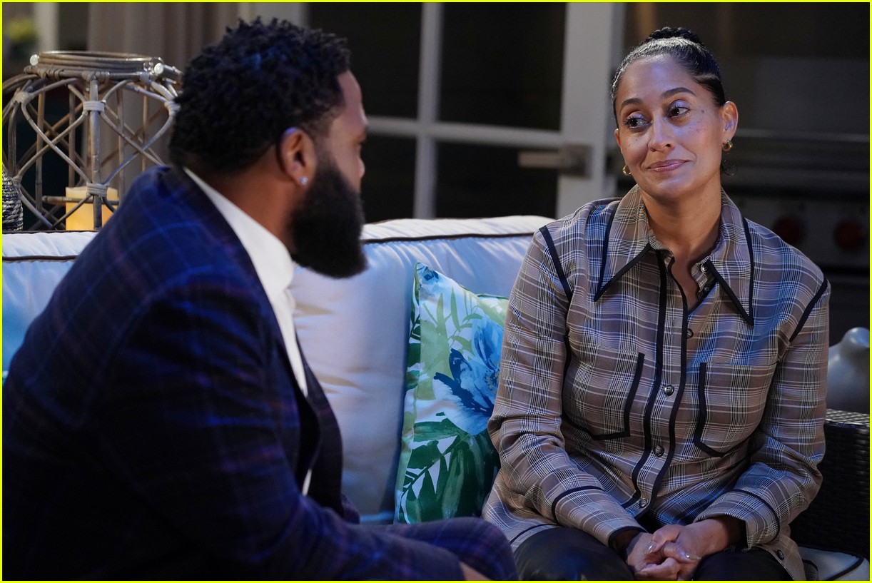 blackish cast thank fans for support ahead of series finale 15