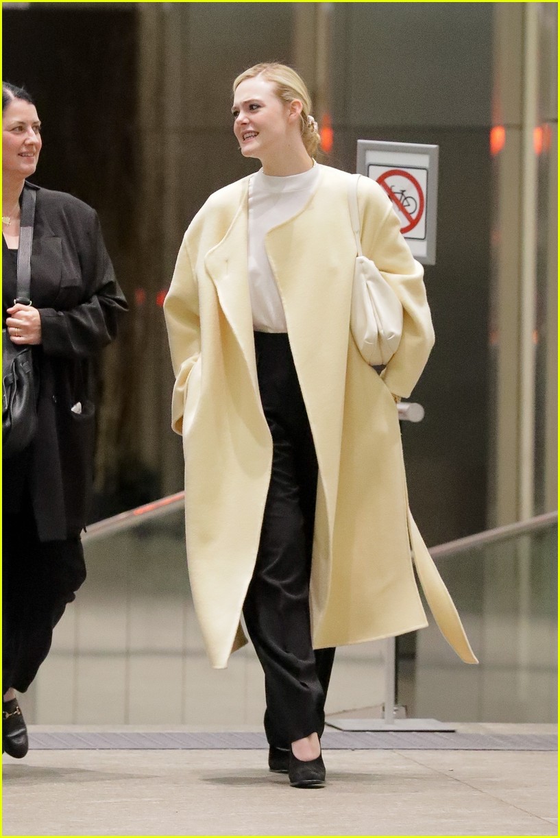 elle fanning grabs dinner with lucy liu in nyc 31