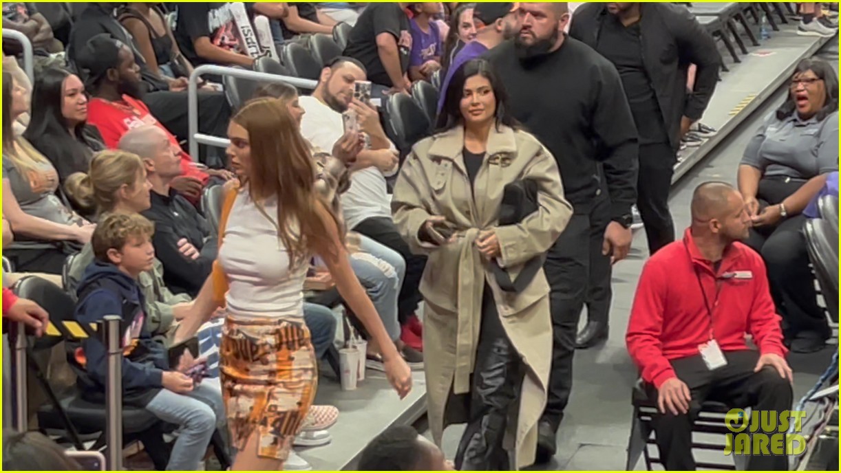 kendall jenner kylie jenner sit courtside at game 04