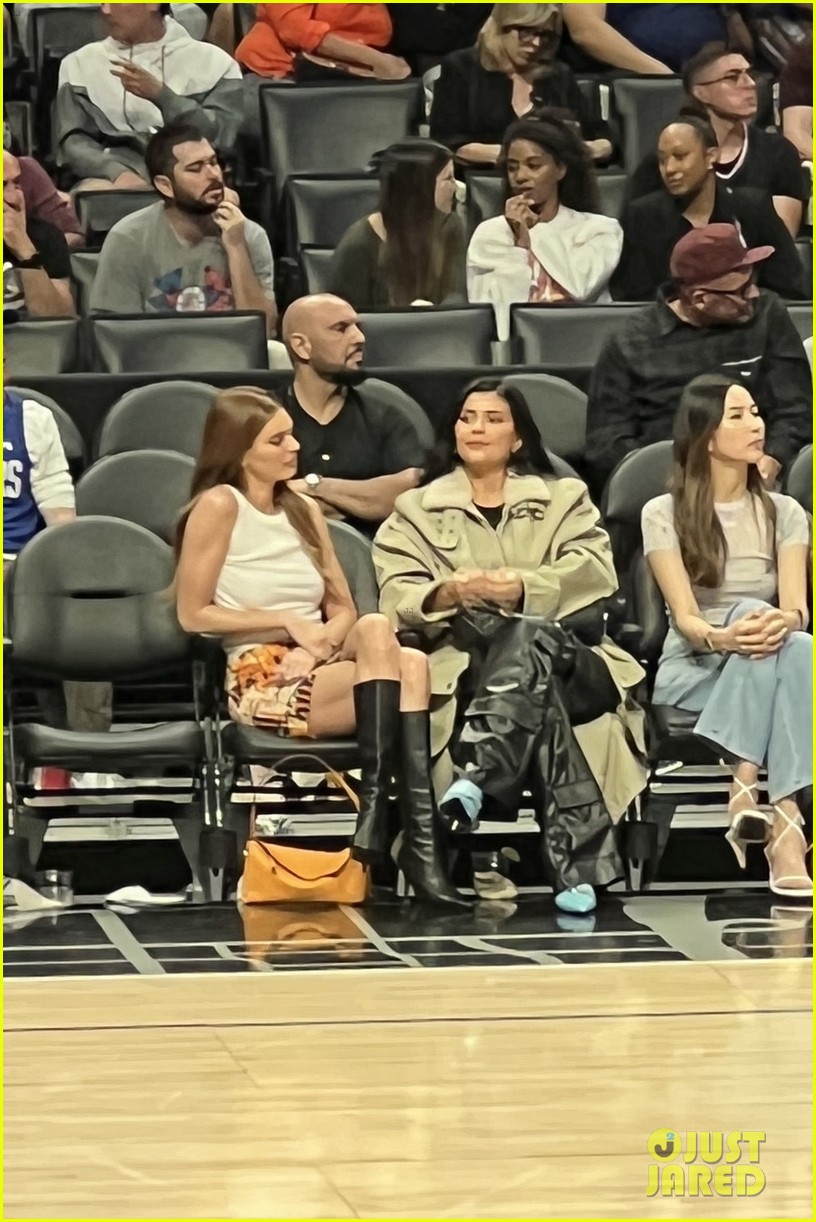 kendall jenner kylie jenner sit courtside at game 07