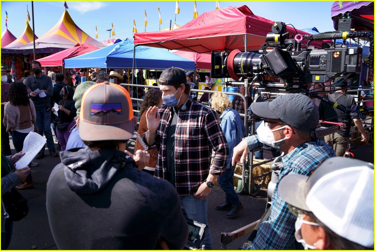 jensen ackles returns to directing for new episode of walker tonight 13