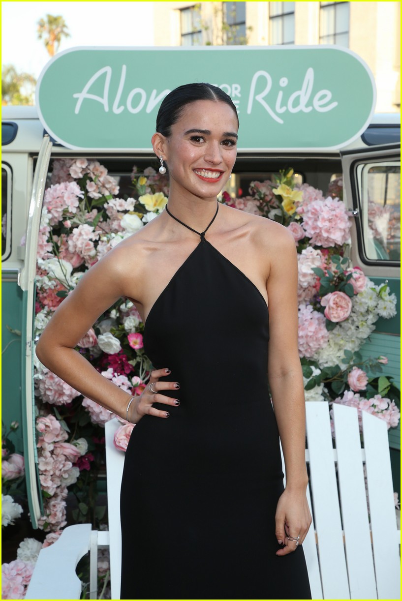 emma pasarow belmont cameli premiere new netflix movie along for the ride 40