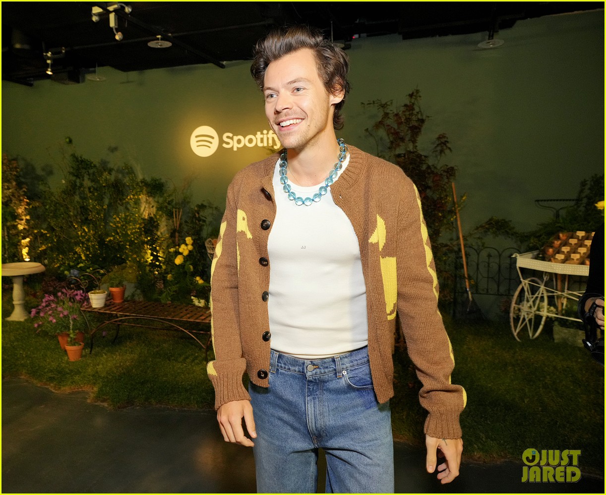 harry styles spotify listening party 03