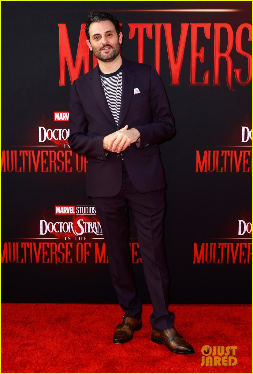xochitl gomez goes full glam for doctor strange in the multiverse of madness premiere 12