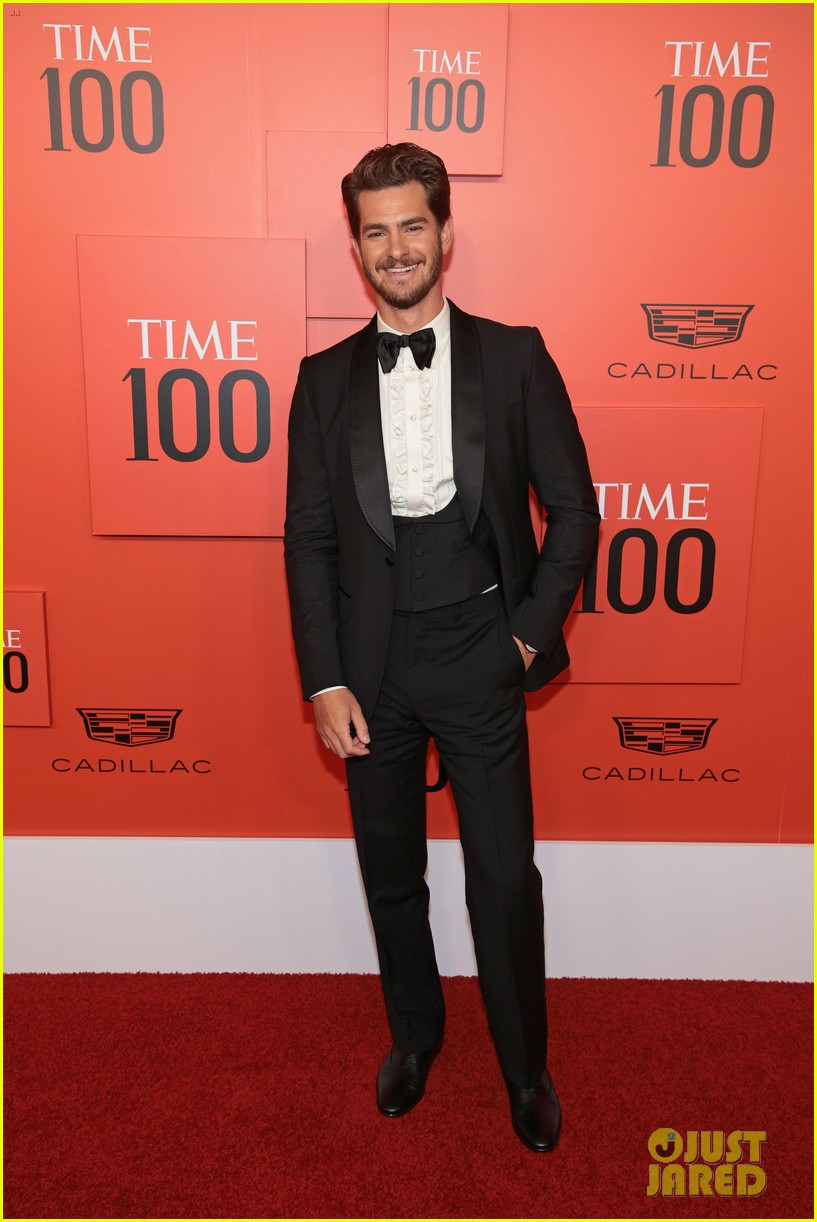 zendaya andrew garfield more arrive in style for time 100 gala 15