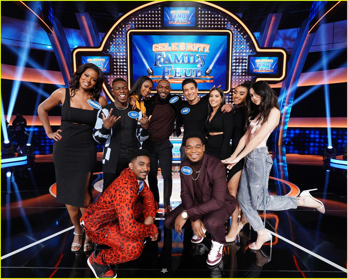 celebrity family feud returns this sunday who will be on this season 02