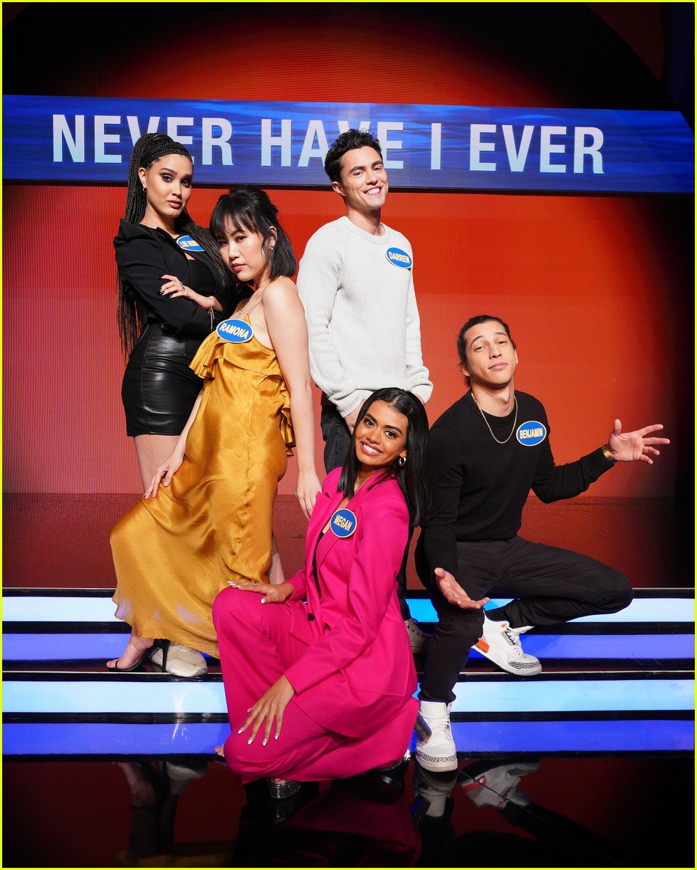 first look photos of high school musical vs never have i ever 01