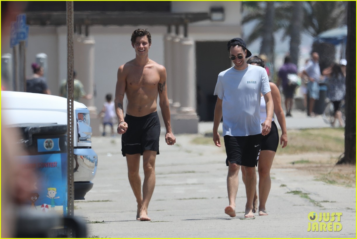 shawn mendes goes shirtless for walk with friends 20