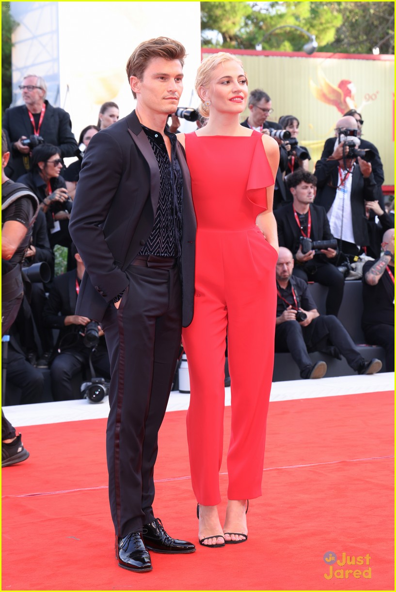 dylan sprouse barbara palvin attend white noise premiere at venice film festival 32