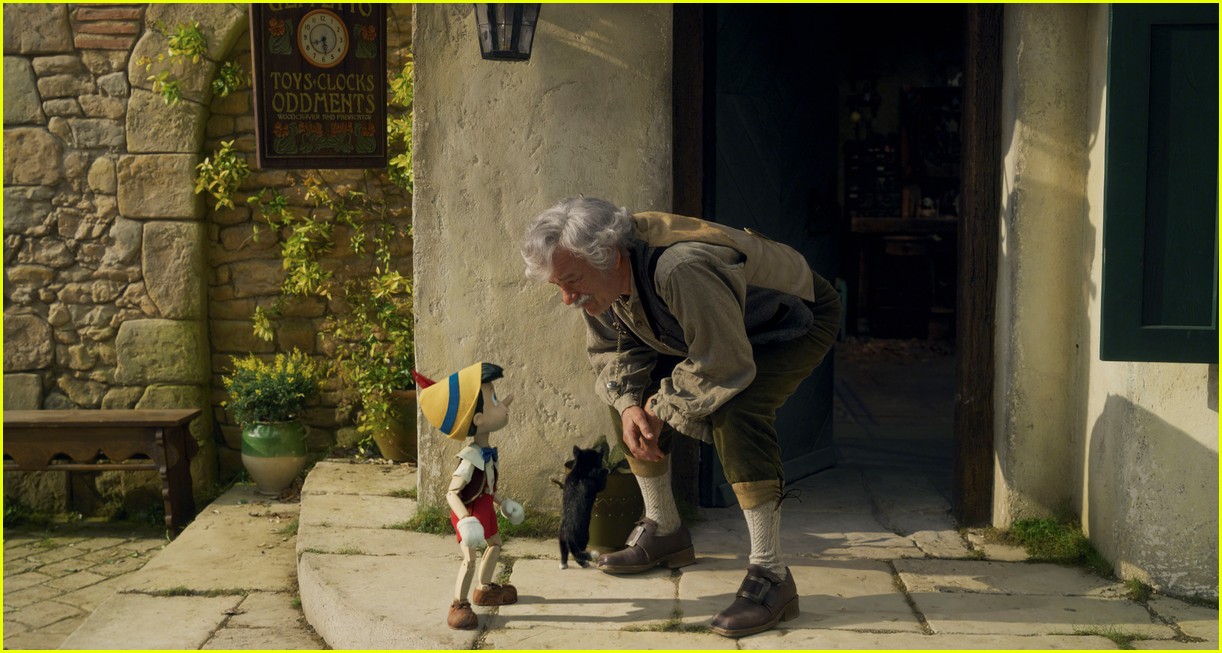 pinnochio comes alive in new trailer for live action disney film 16