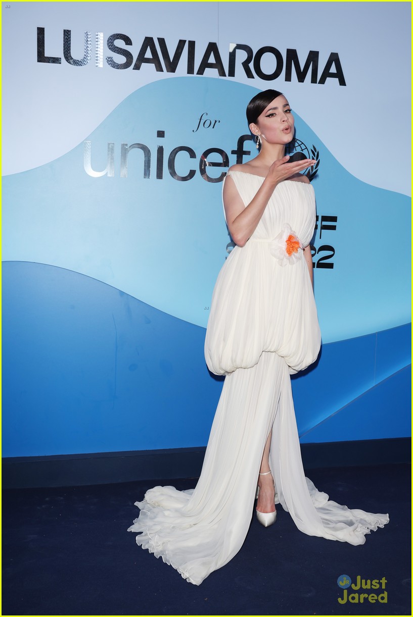 sofia carson performs at unicef event as purple hearts goes no 1 on netflix 06