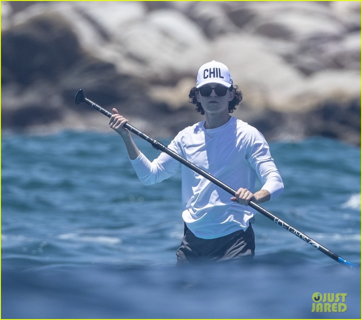 tom holland paddle boarding harry cabo 08