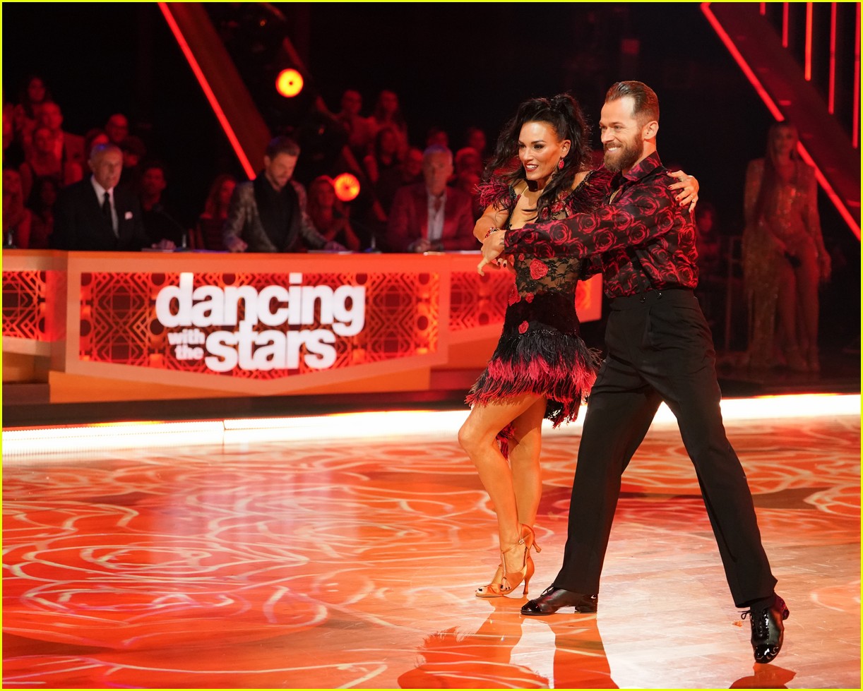 charli damelio received highest score of dwts week one 09.