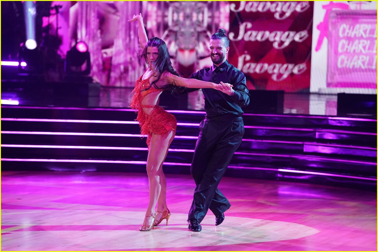 charli damelio received highest score of dwts week one 14.