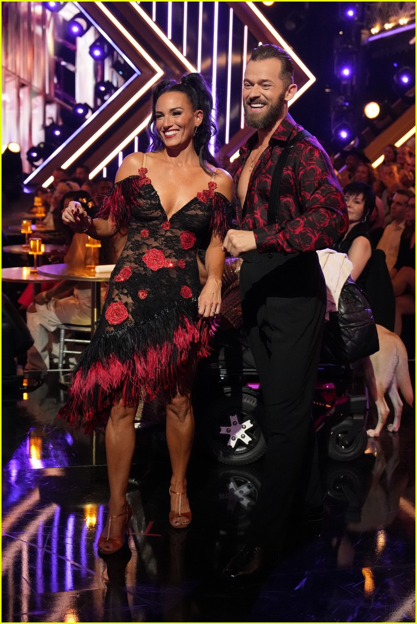 charli damelio received highest score of dwts week one 18.