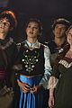 high school musical cast performs songs from frozen in finale 10.