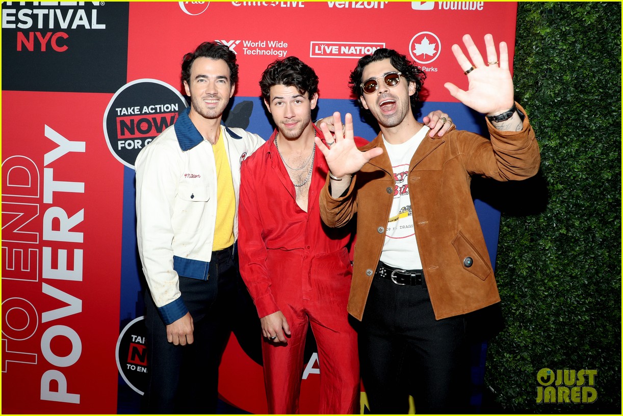jonas brothers perform at global citizen festival 10