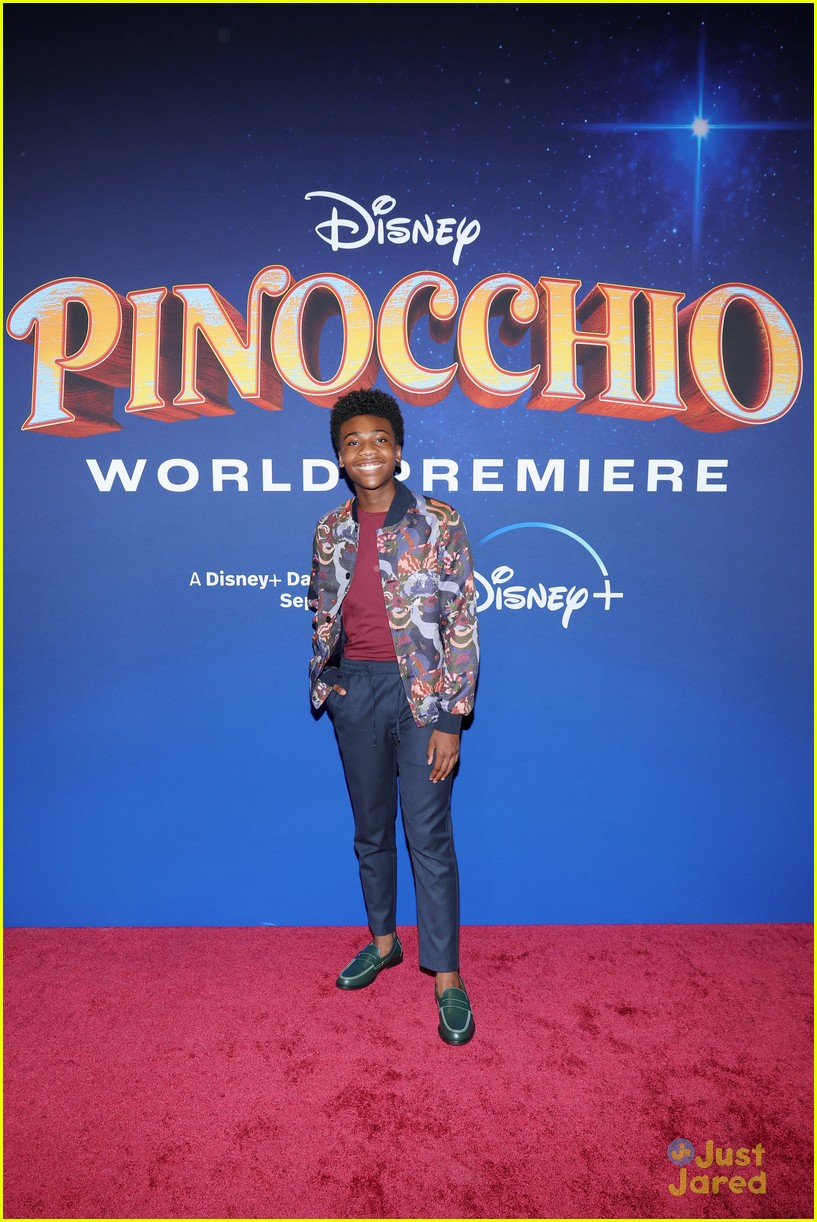 benjamin evan ainsworth joins pinocchio co stars at premiere 12