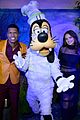under wraps two cast meet with goofy at disneyland premiere 25