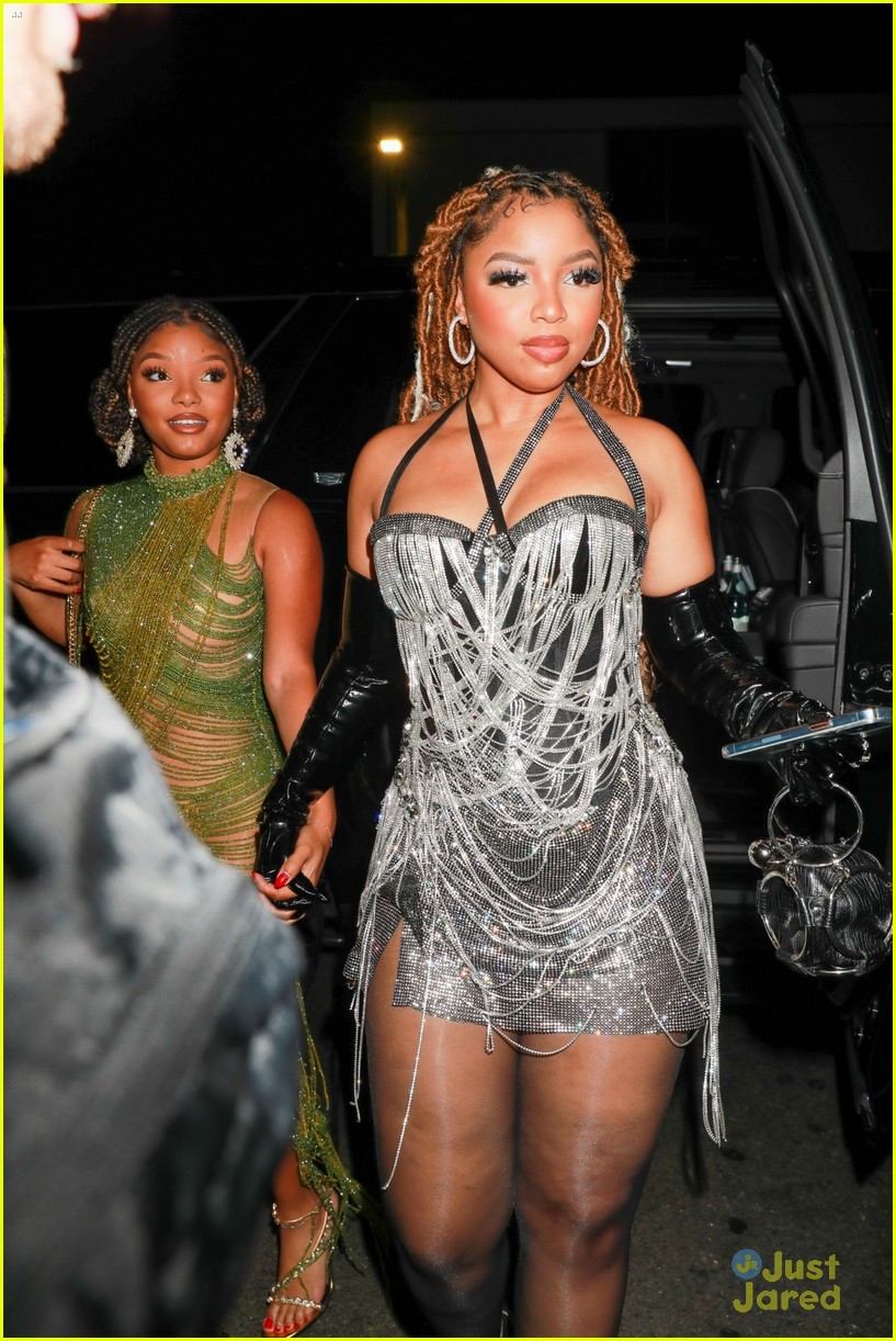 chloe halle glam up for cardi b birthday party 01
