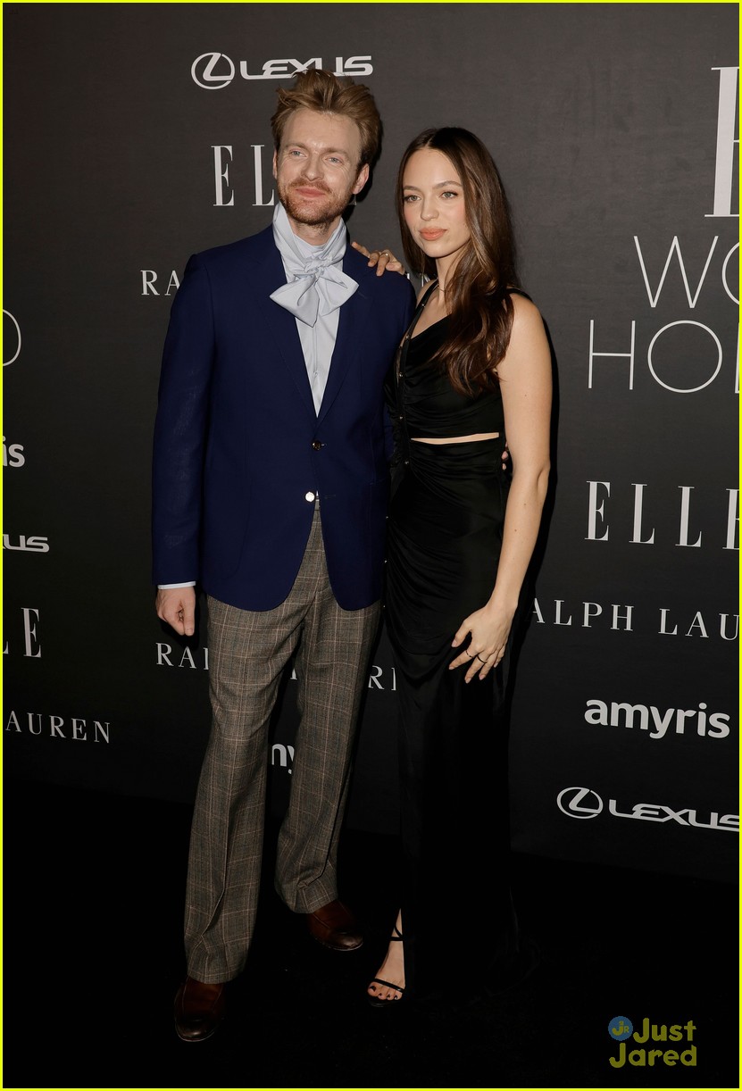 sydney sweeney maude apatow meet up at elle women in hollywood 32