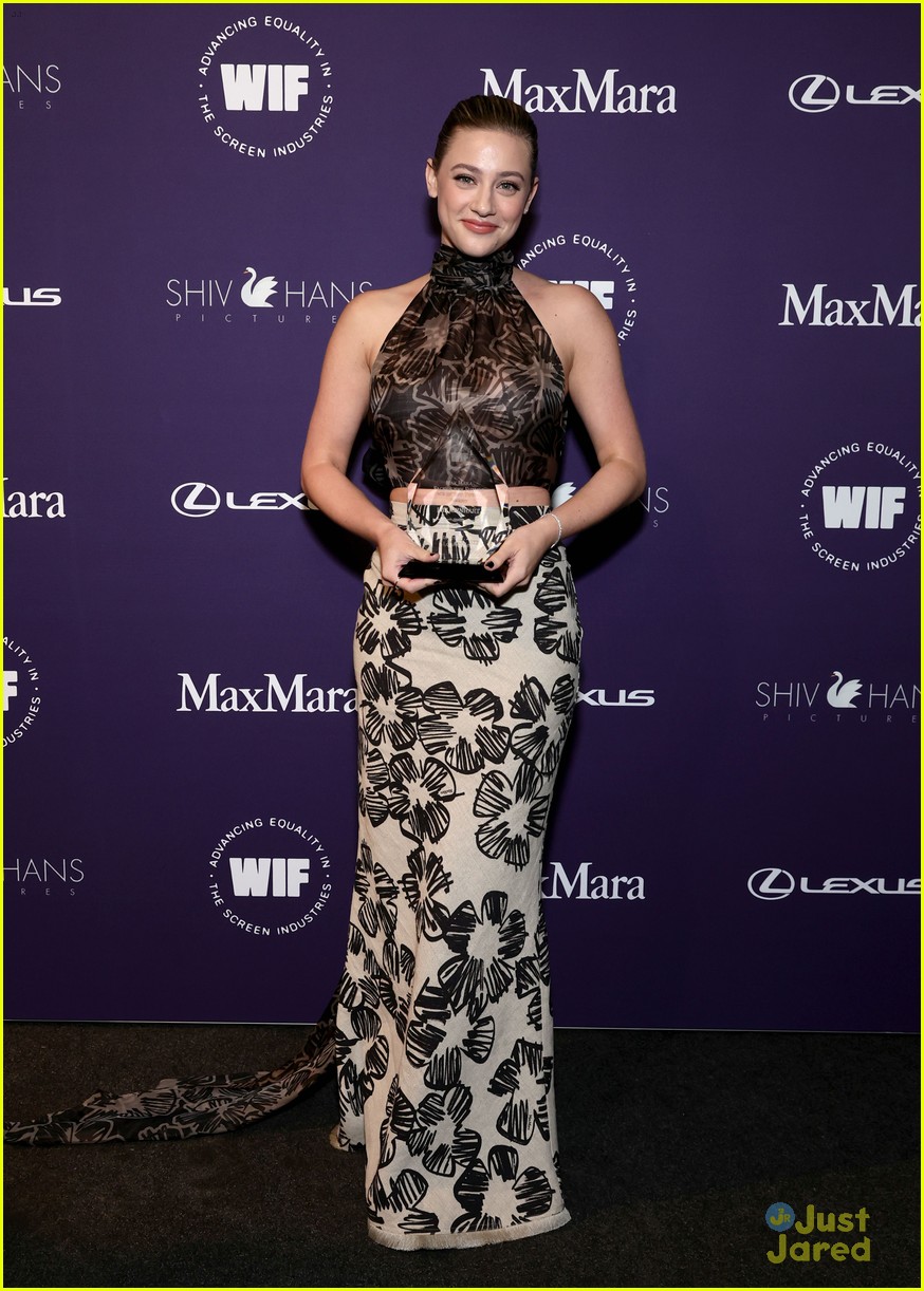 lili reinhart honored with face of future award at wif honors 02