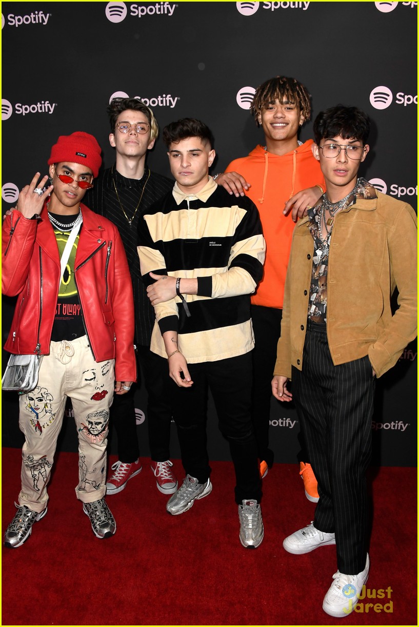 nick mara announces hes leaving prettymuch read their statements 03