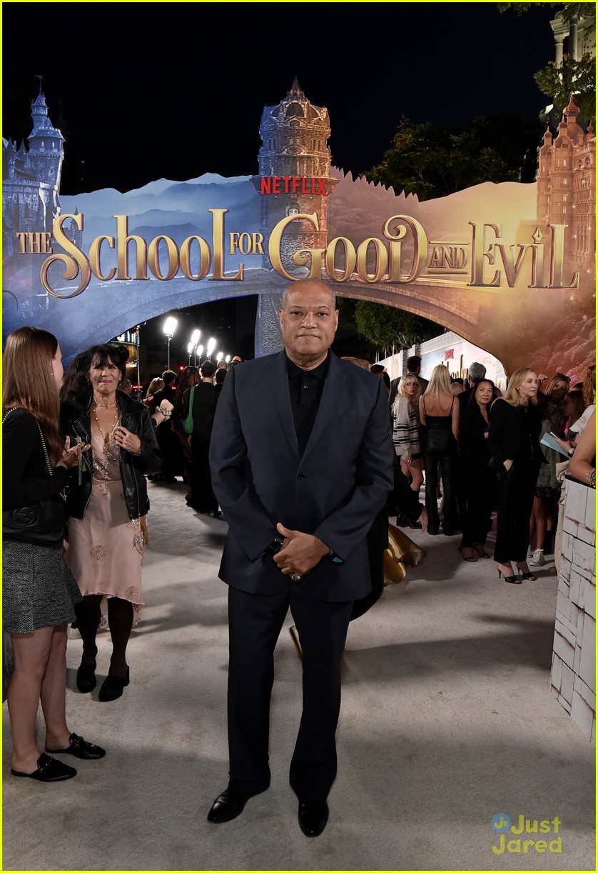 sofia wylie sophie anne caruso more step out for the school for good evil premiere 10
