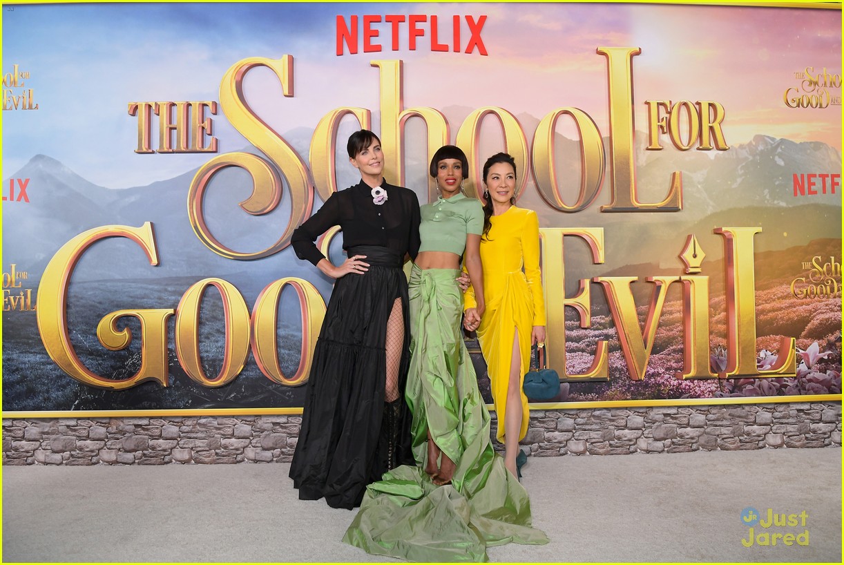 sofia wylie sophie anne caruso more step out for the school for good evil premiere 12
