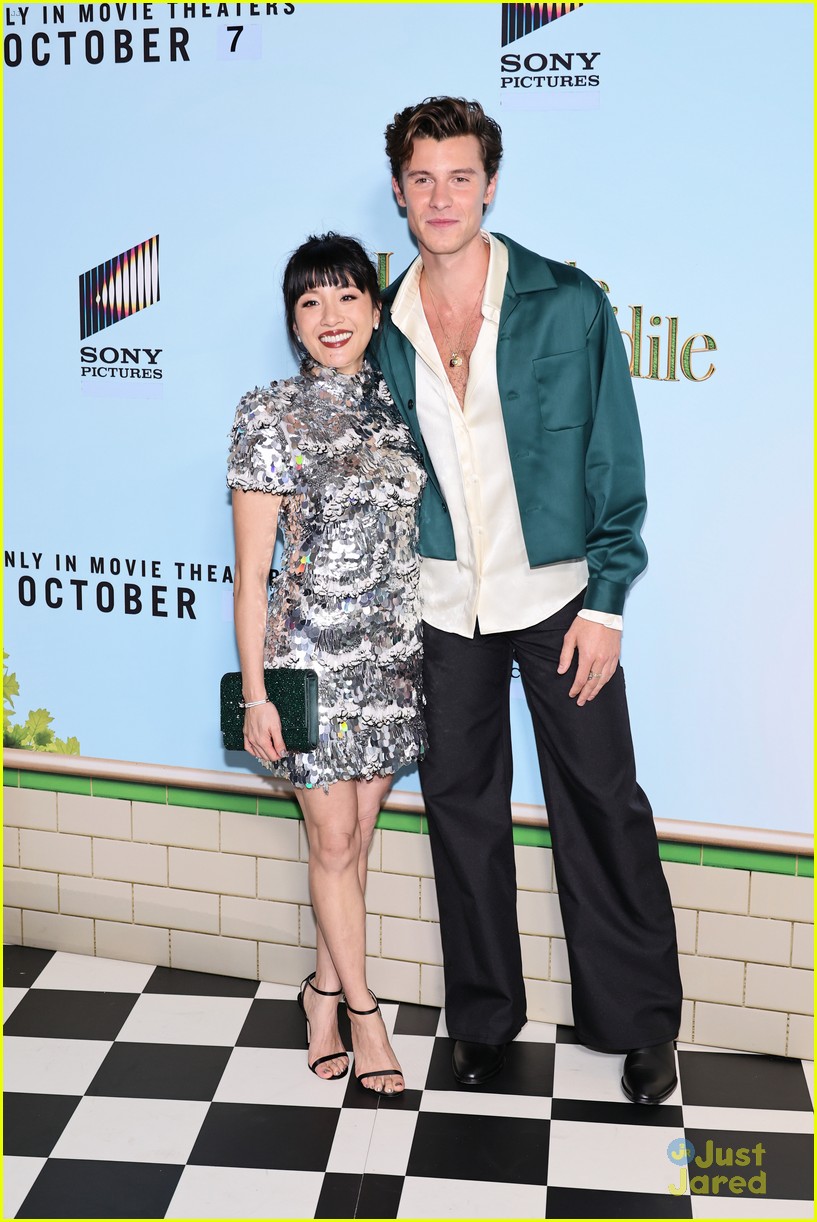 shawn mendes constance wu winslow fegley premiere new movie 09