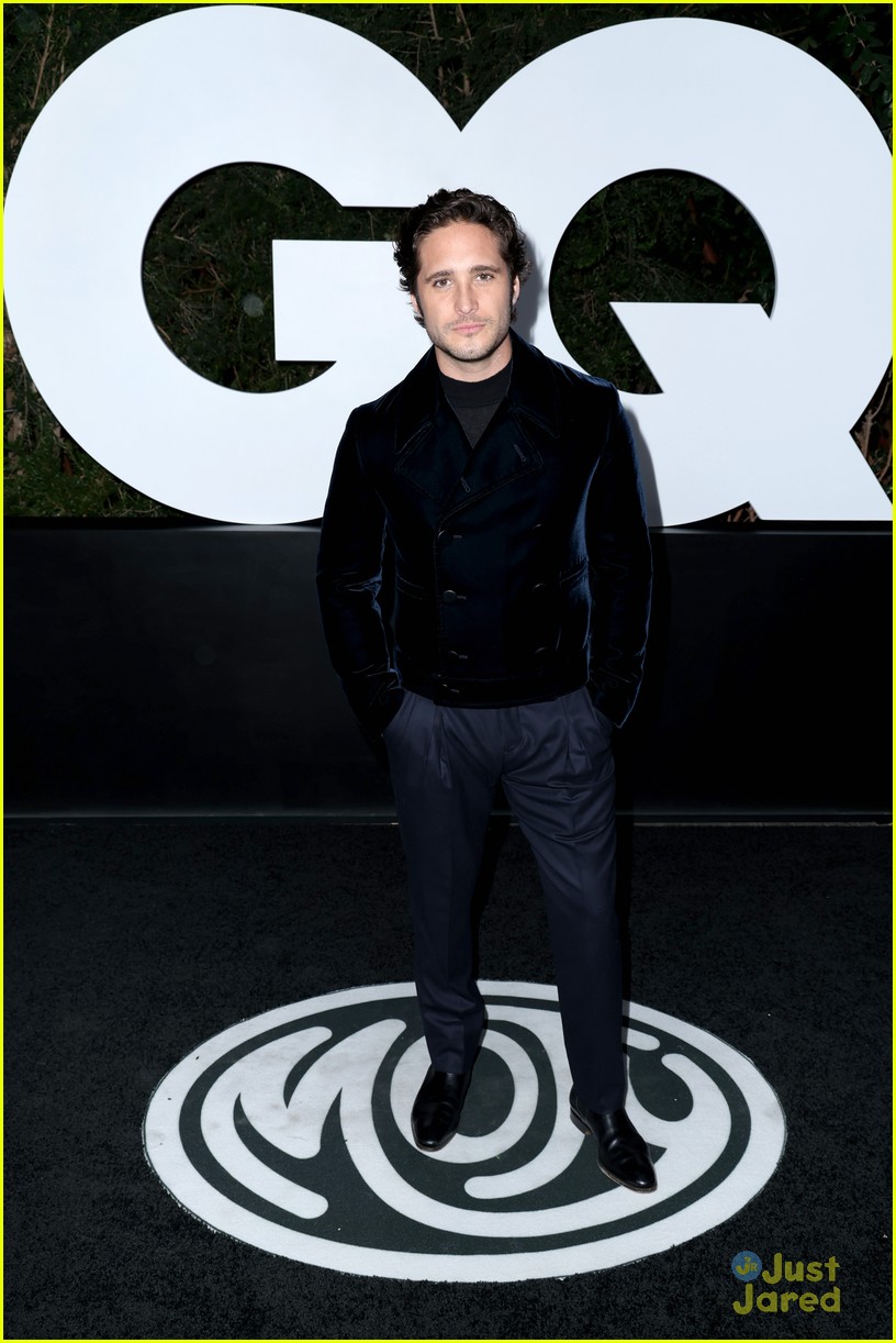 haley lu richardson joins the white lotus costars at gq party 15
