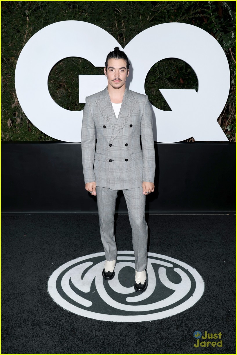 haley lu richardson joins the white lotus costars at gq party 31