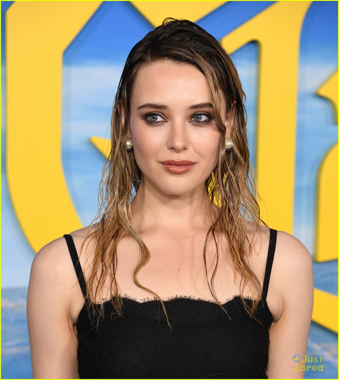 knives out stars katherine langford jaeden martell support glass onion premiere 28