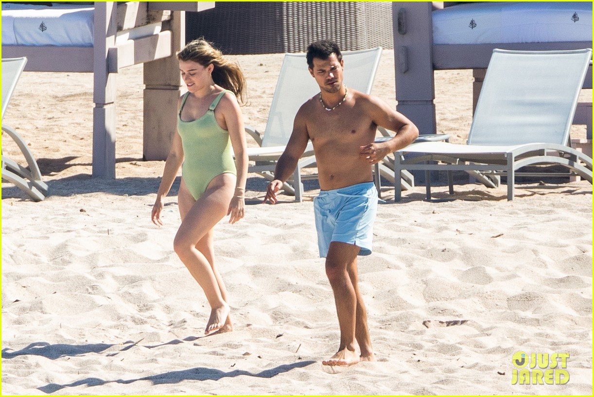 taylor lautner tay dome honeymoon in mexico 25