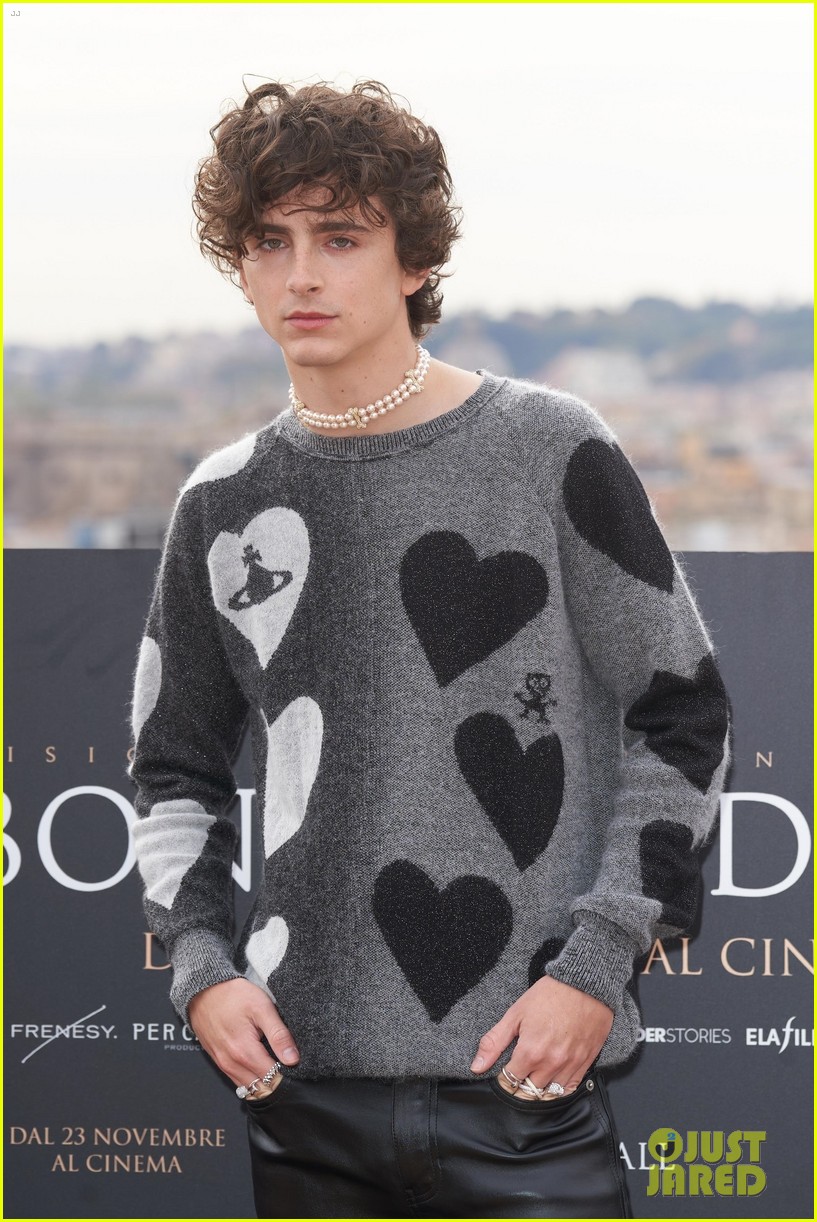 timothee chalamet rome photocall 42