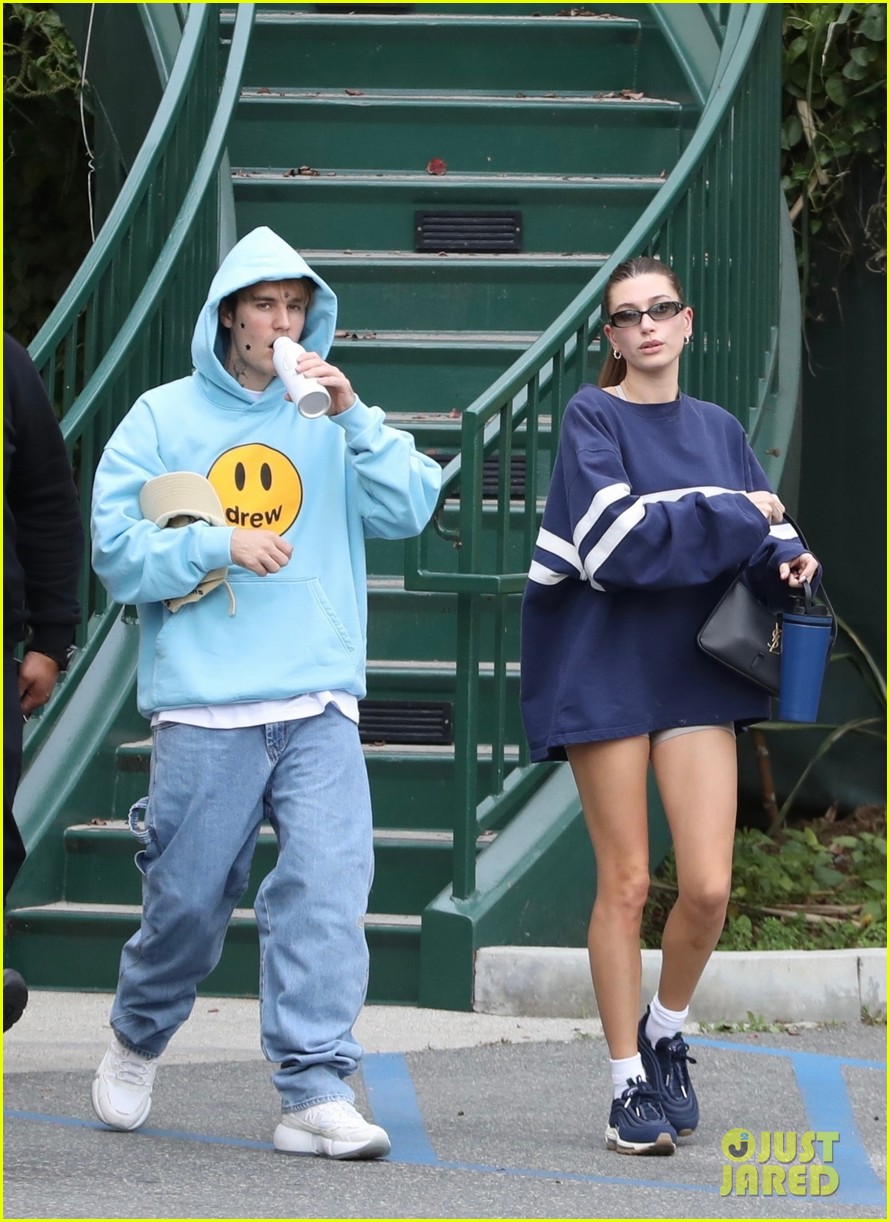 Justin Bieber Sparks Tattoo Questions During Date With Hailey Bieber ...