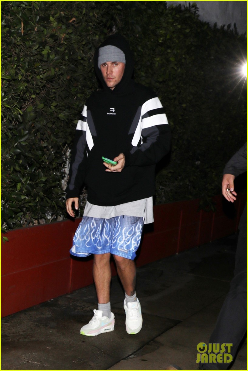 justin bieber rewears outfit 19