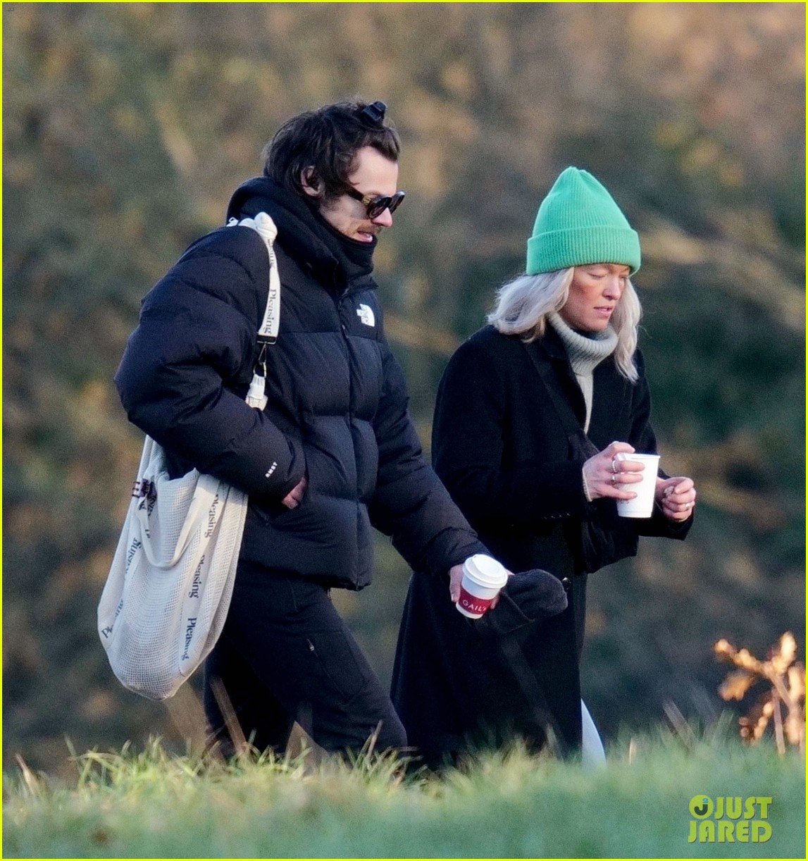 harry styles spotted with high school friend 02