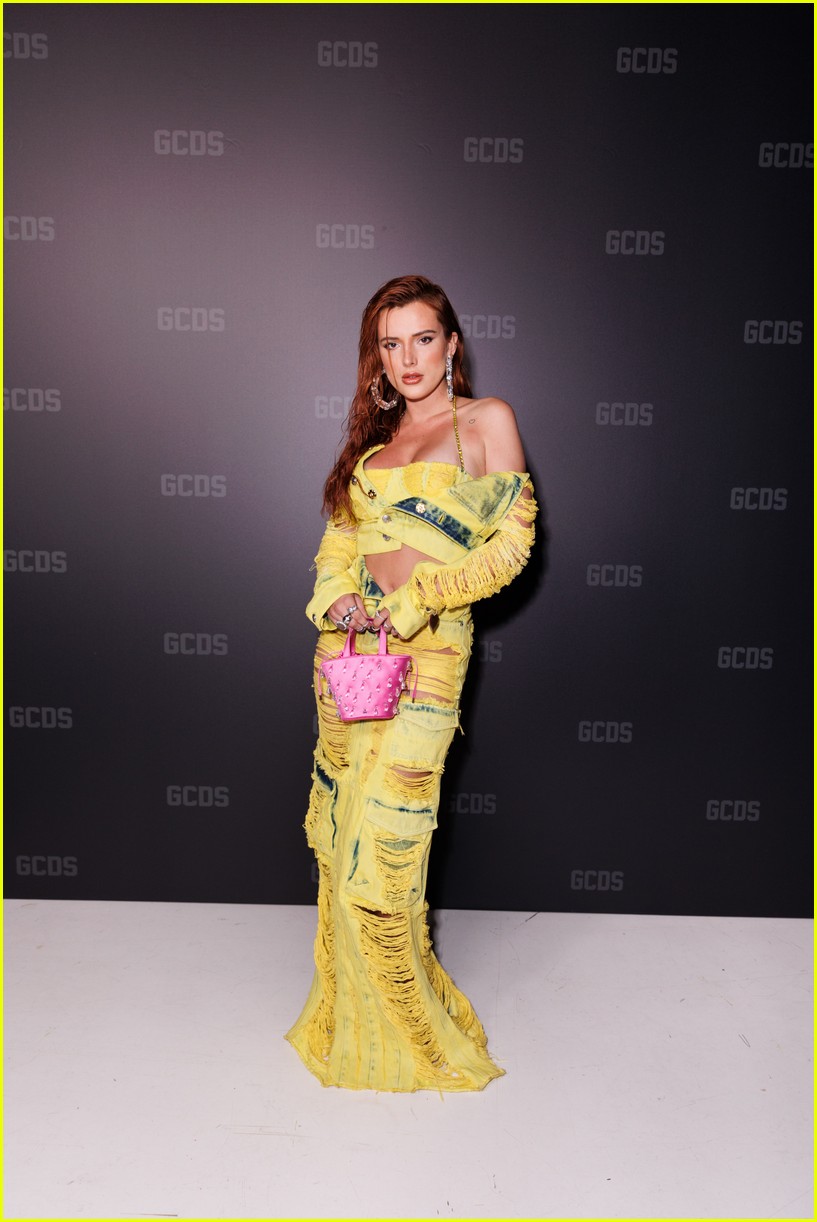 bella thorne dixie damelio step out for gcds fashion show 02