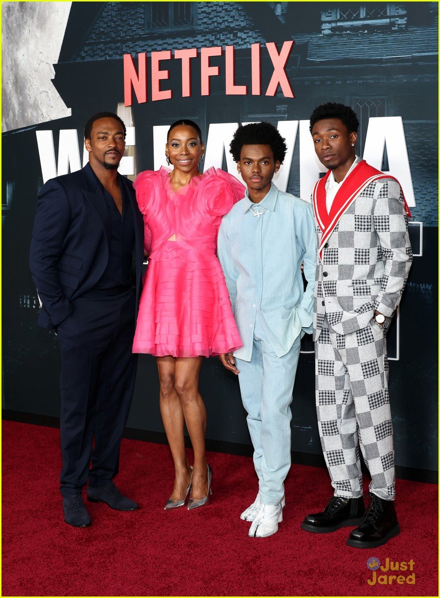 jahi winston isabella russo niles fitch premiere new movie we have a ghost 07