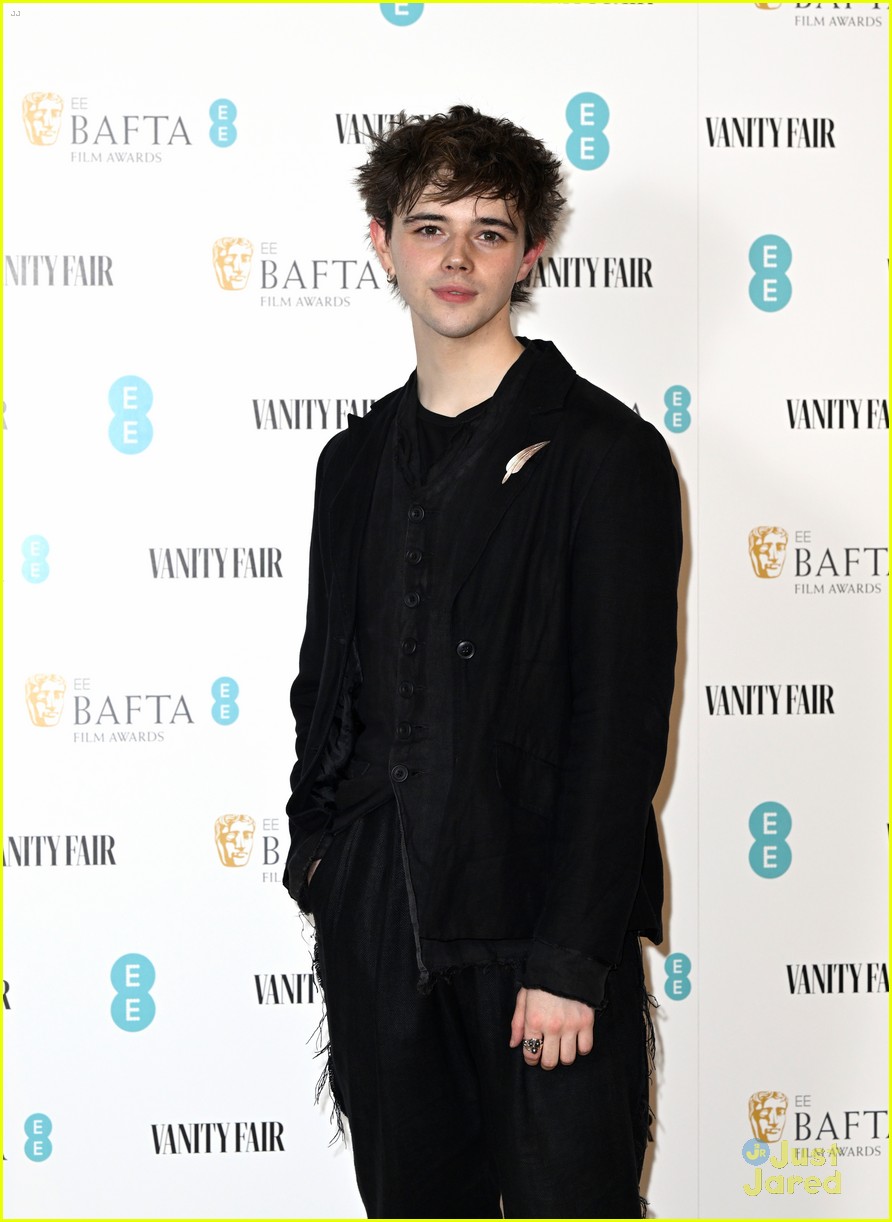 heartstopper stars step out to celebrate ee bafta rising stars 07