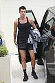 shawn mendes leaving the gym 10