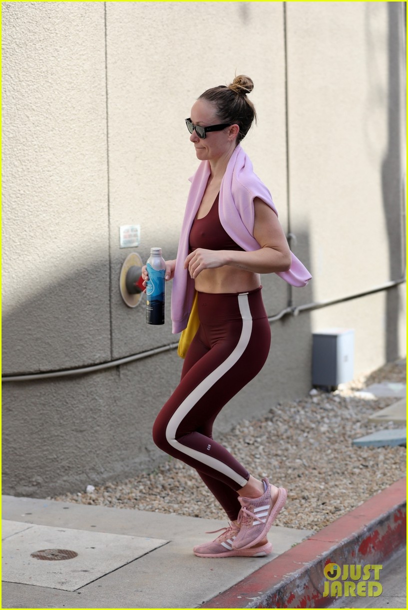 harry styles olivia wilde at the gym 50