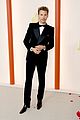 austin butler looks handsome at first oscars ceremony 05