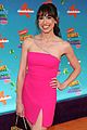 colleen ballinger pulls double duty on the kids choice awards carpet 14