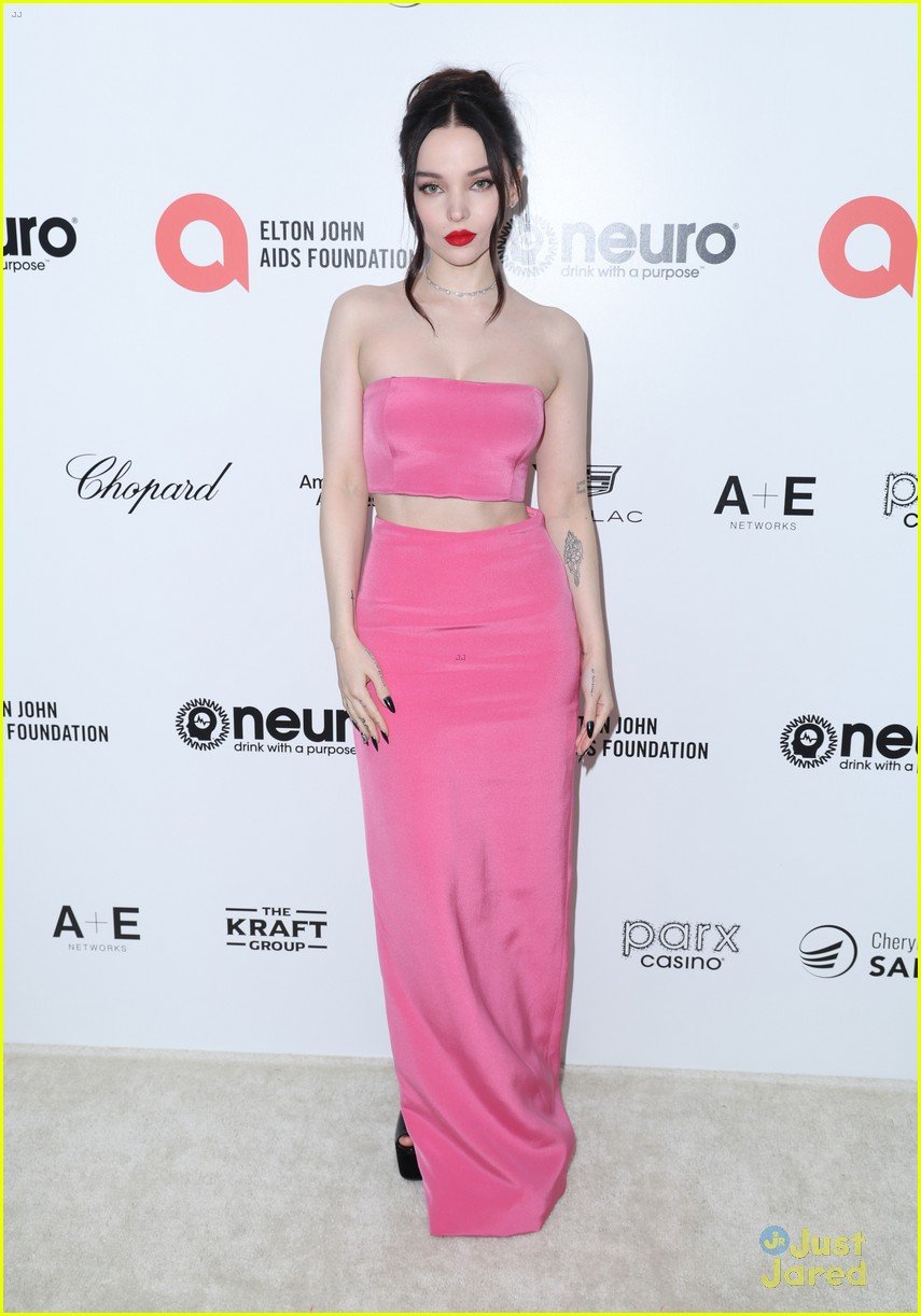 dove cameron is pretty in pink at elton john aids foundation oscars viewing party 01